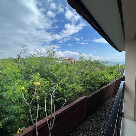 Ocean Breeze Uluwatu Apartments Dış mekan fotoğraf