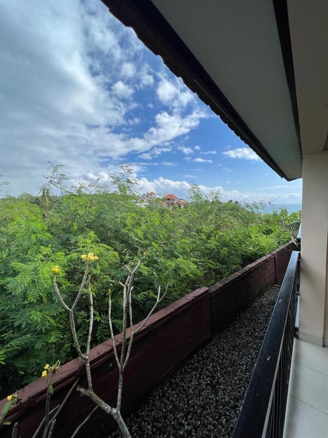 Ocean Breeze Uluwatu Apartments Dış mekan fotoğraf